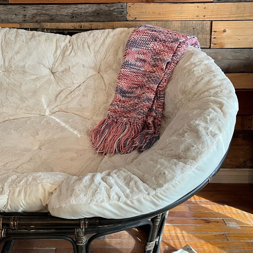 Light Pink Knitted Throw